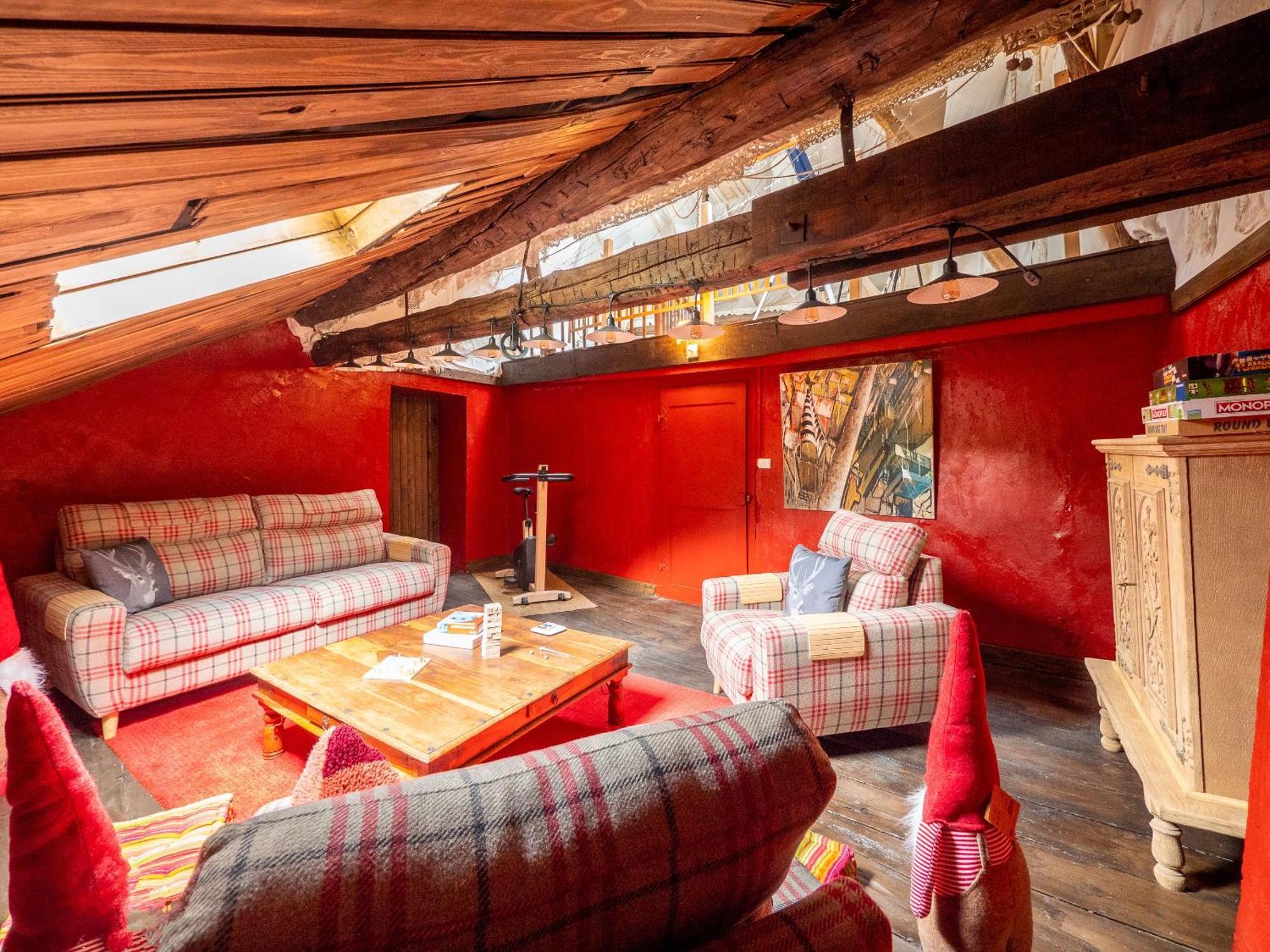 Eau Berges Hostel Val-de-Sos Buitenkant foto